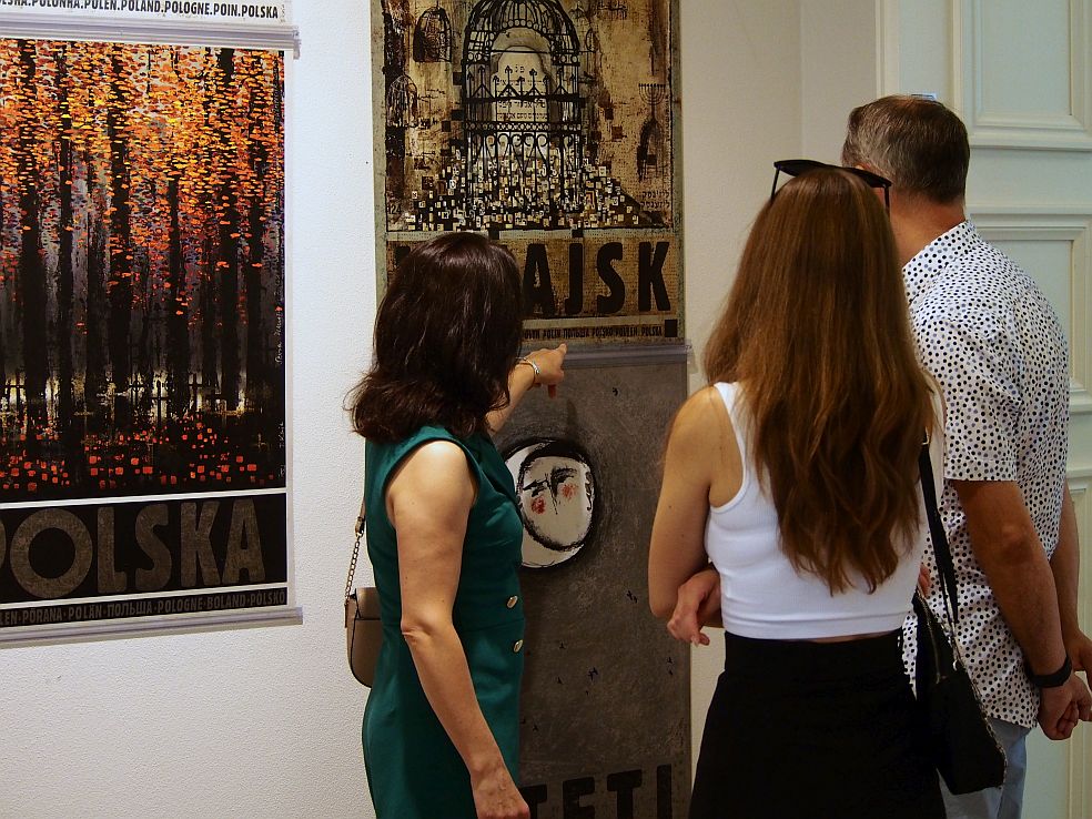 “Ryśkowe ôbrŏzki z Ślōnskŏ i Polski” – otwarcie wystawy plakatu Ryszarda Kai